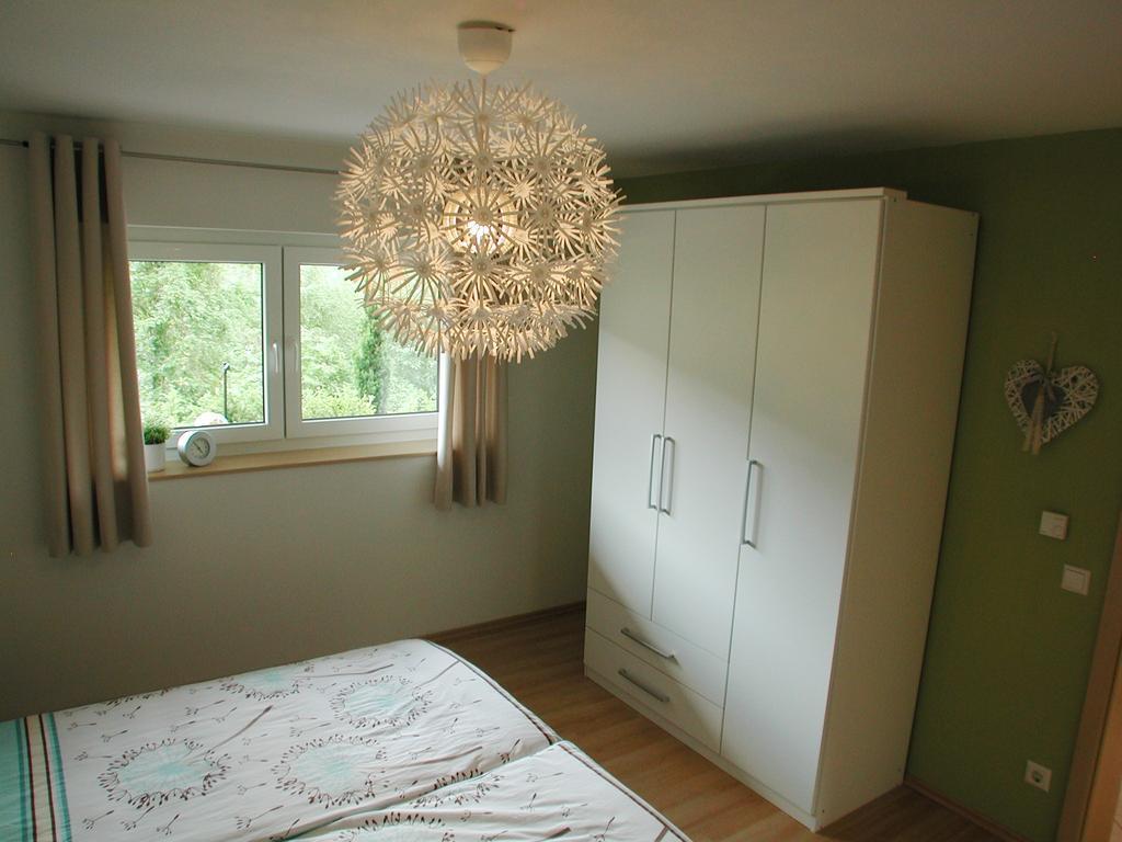 Ferienwohnung Pusteblume 코헴 객실 사진